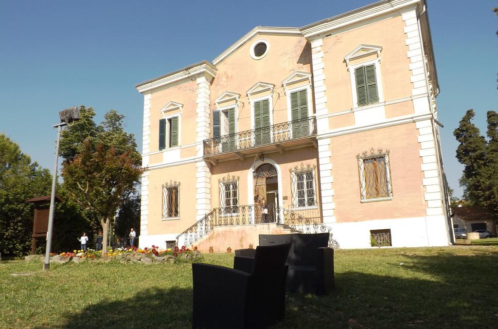 Tenuta Villa Colle Sereno Montemarciano Exterior foto