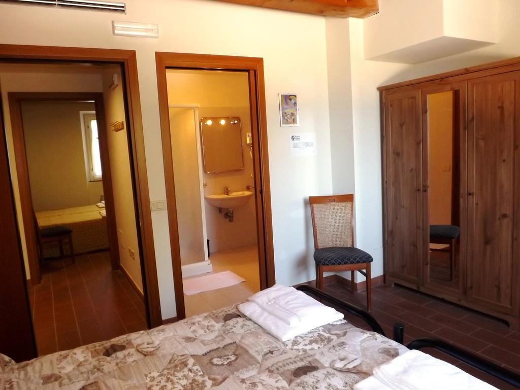Tenuta Villa Colle Sereno Montemarciano Exterior foto