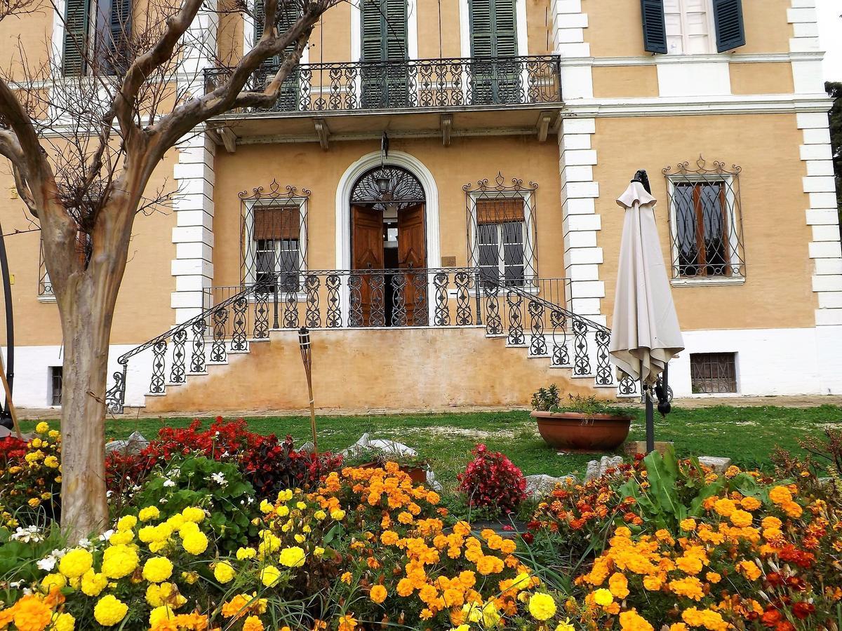 Tenuta Villa Colle Sereno Montemarciano Exterior foto
