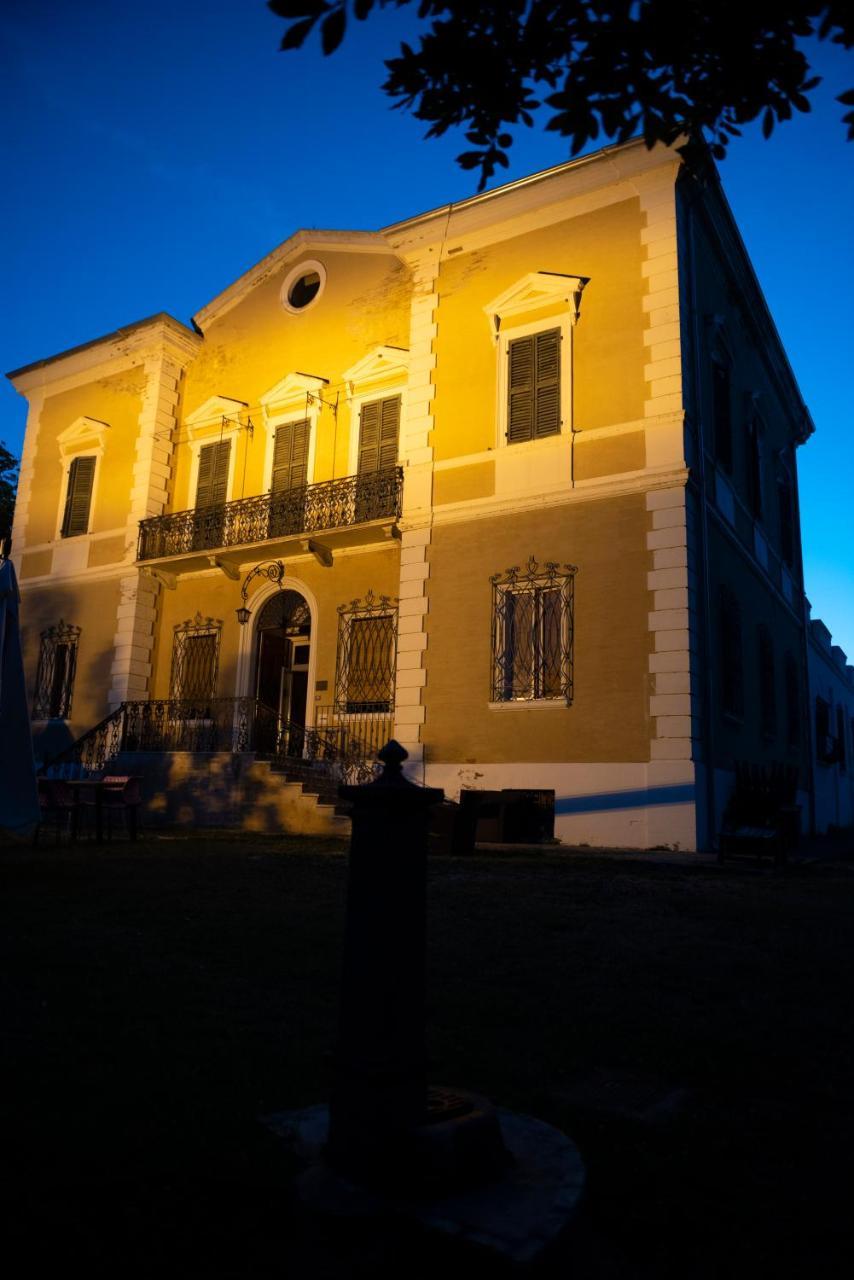 Tenuta Villa Colle Sereno Montemarciano Exterior foto