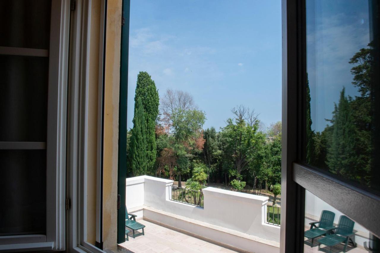 Tenuta Villa Colle Sereno Montemarciano Exterior foto