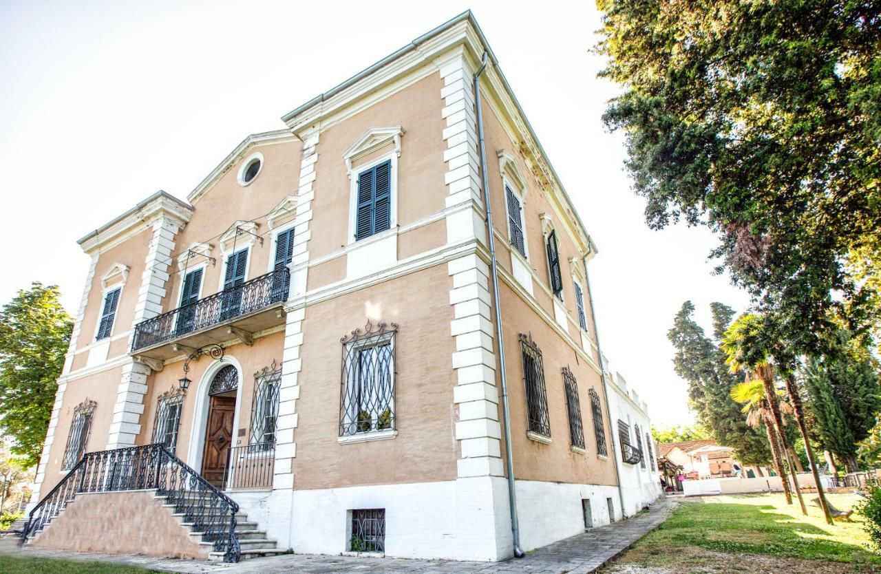 Tenuta Villa Colle Sereno Montemarciano Exterior foto